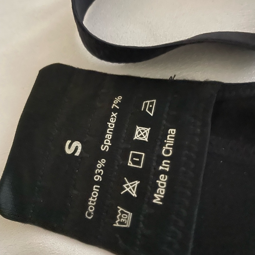 Sz M(38) Momcozy Hands Free Pumping Bra,breast pump compartment black nursing - Picture 12 of 12